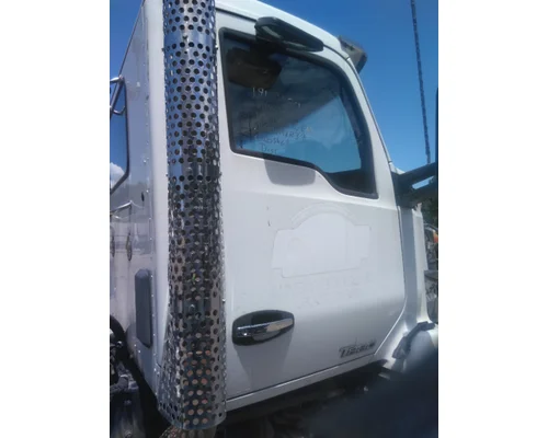 KENWORTH T880 2013-2026 DOOR ASSEMBLY, FRONT