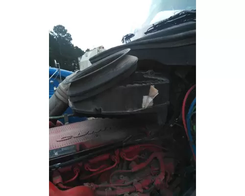 KENWORTH T880 AIR CLEANER
