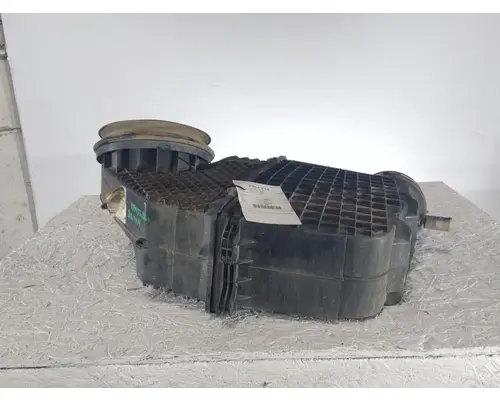 KENWORTH T880 AIR CLEANER