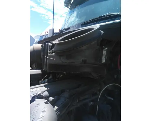 KENWORTH T880 AIR CLEANER