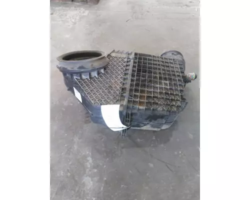 KENWORTH T880 AIR CLEANER