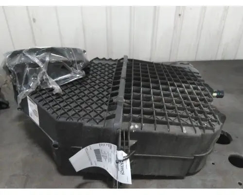 KENWORTH T880 AIR CLEANER