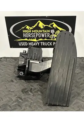 KENWORTH T880 Accelerator Parts