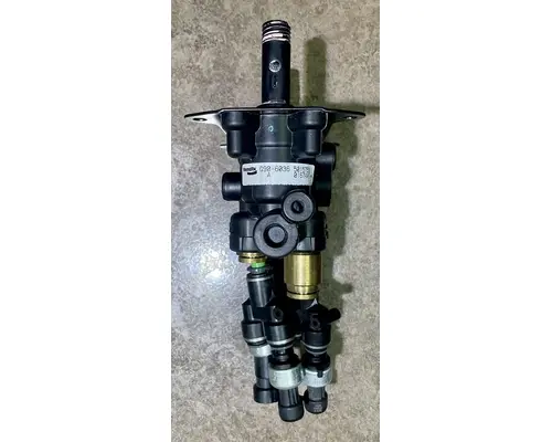 KENWORTH T880 Air Brake Dash Valve