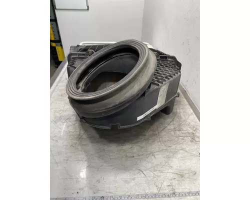 KENWORTH T880 Air Cleaner