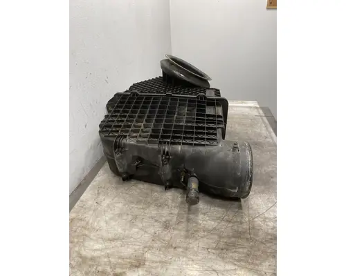 KENWORTH T880 Air Cleaner