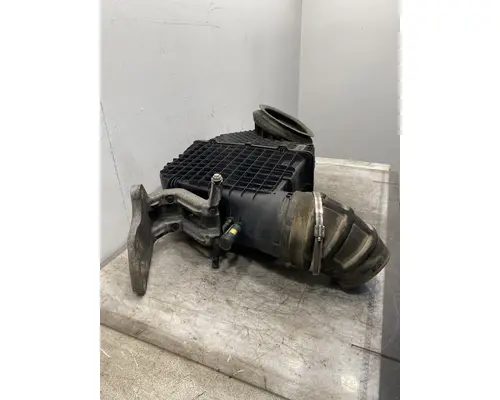 KENWORTH T880 Air Cleaner