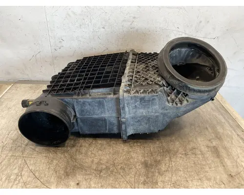 KENWORTH T880 Air Cleaner