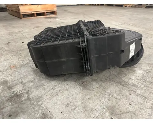 KENWORTH T880 Air Cleaner