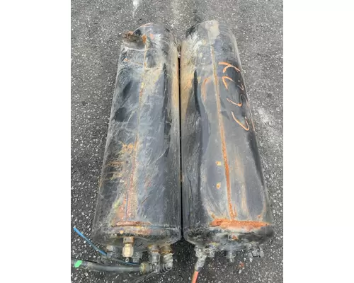 KENWORTH T880 Air Tank