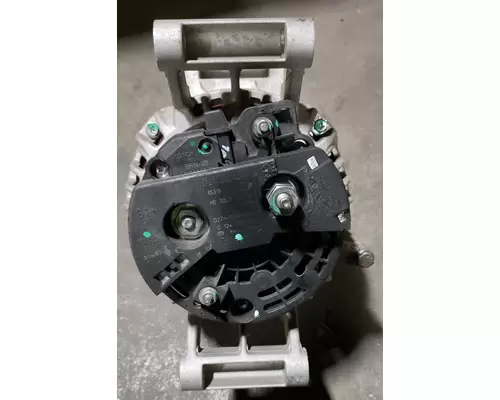 KENWORTH T880 Alternator