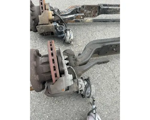 KENWORTH T880 Axle Beam (Front)