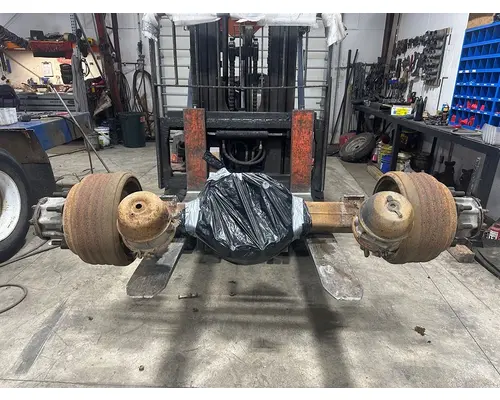 KENWORTH T880 Axle Housing, Rear (Front)