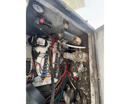 KENWORTH T880 Axle Parts, Misc.