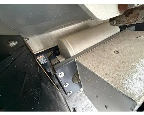 KENWORTH T880 Axle Parts, Misc.