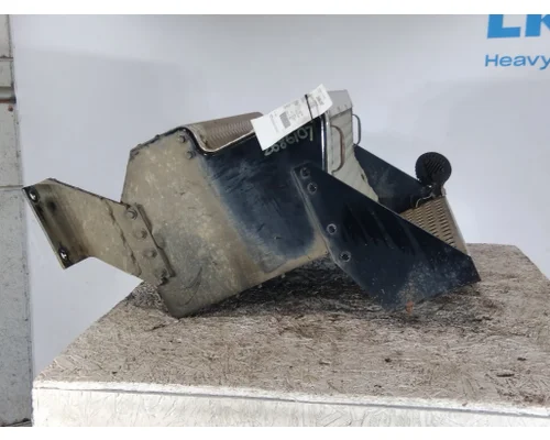 KENWORTH T880 BATTERY BOX
