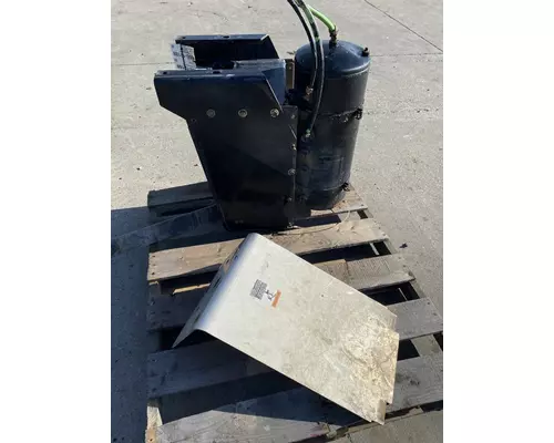 KENWORTH T880 Battery Box