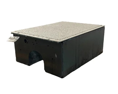 KENWORTH T880 Battery Box