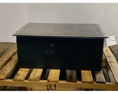 KENWORTH T880 Battery Box
