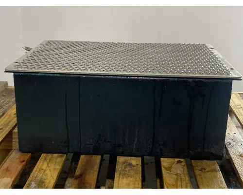 KENWORTH T880 Battery Box