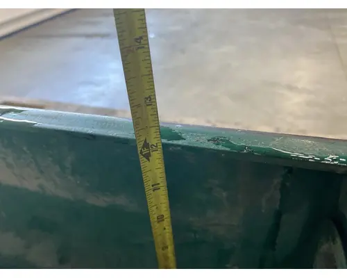 KENWORTH T880 Battery Box
