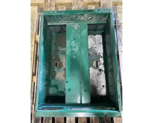 KENWORTH T880 Battery Box