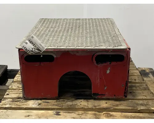 KENWORTH T880 Battery Box