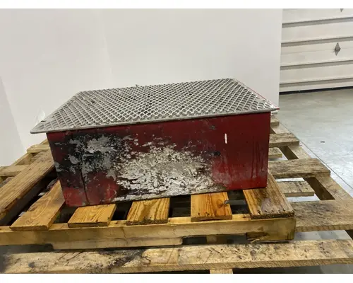 KENWORTH T880 Battery Box