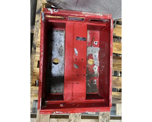 KENWORTH T880 Battery Box