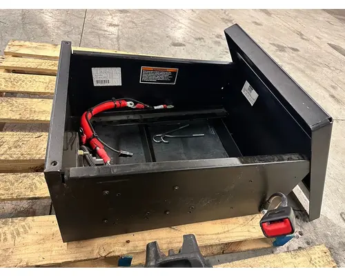 KENWORTH T880 Battery Box