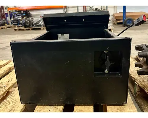 KENWORTH T880 Battery Box