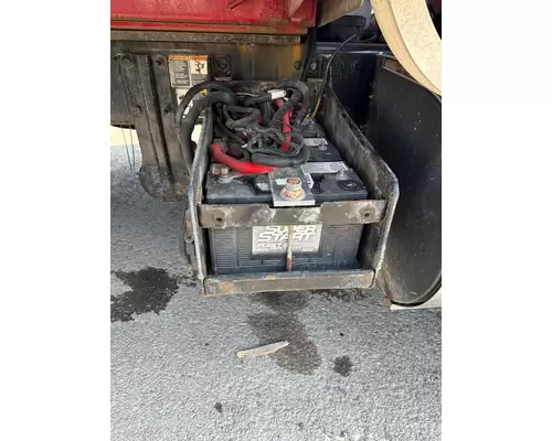 KENWORTH T880 Battery Box