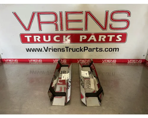 KENWORTH T880 Body Parts, Misc.