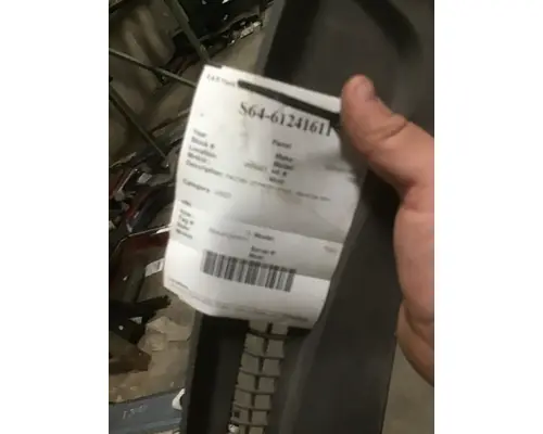 KENWORTH T880 Body Parts, Misc.