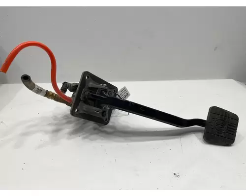 KENWORTH T880 Brake  Clutch Pedal Box