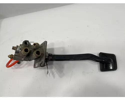 KENWORTH T880 Brake  Clutch Pedal Box