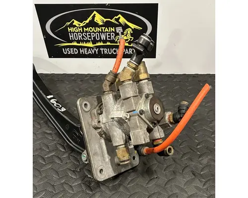 KENWORTH T880 Brake Parts, Misc. Rear