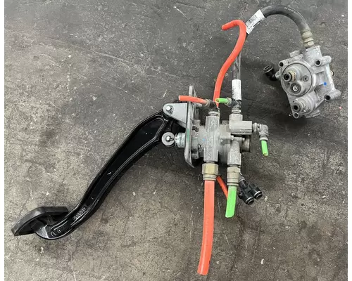 KENWORTH T880 Brake Parts, Misc. Rear