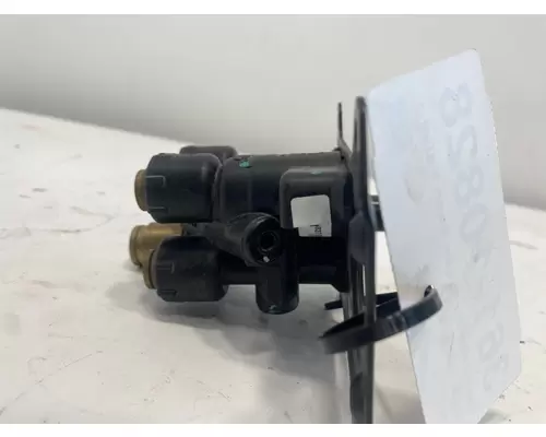 KENWORTH T880 Brake Proportioning Valve