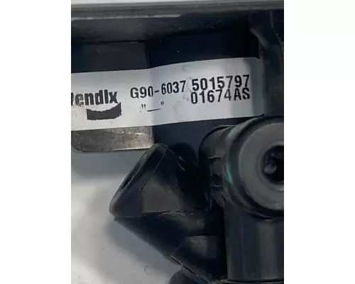 KENWORTH T880 Brake Proportioning Valve