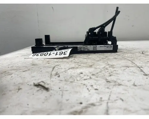 KENWORTH T880 Brake Proportioning Valve