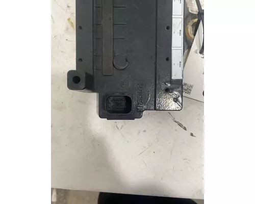 KENWORTH T880 Brake Proportioning Valve