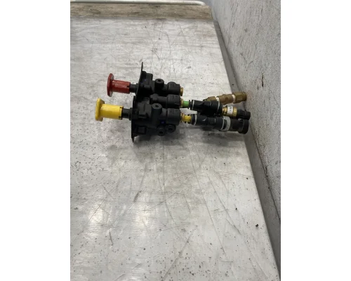 KENWORTH T880 Brake Proportioning Valve