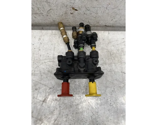 KENWORTH T880 Brake Proportioning Valve