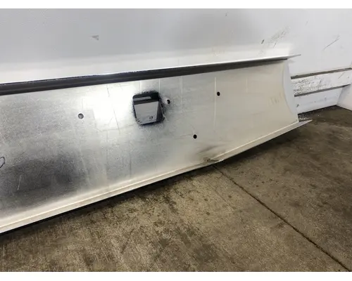 KENWORTH T880 Bumper Assembly, Front