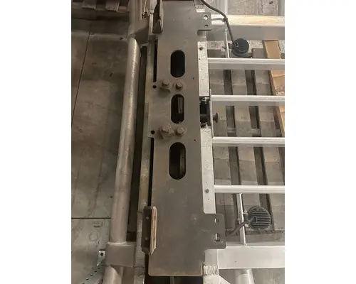 KENWORTH T880 Bumper Assembly, Front