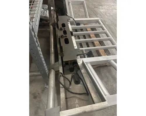 KENWORTH T880 Bumper Assembly, Front