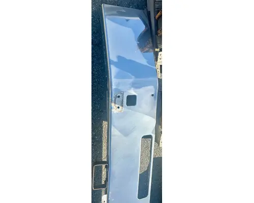 KENWORTH T880 Bumper Assembly, Front
