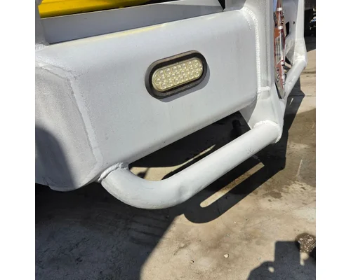 KENWORTH T880 Bumper Assembly, Front