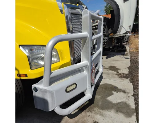 KENWORTH T880 Bumper Assembly, Front